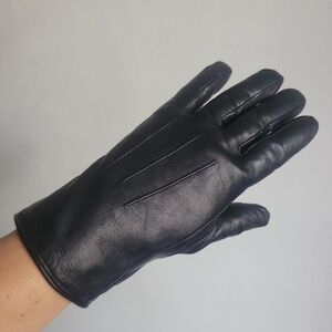 Isotoner Black Leather Gloves